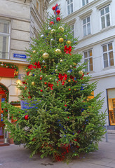 Fototapeta na wymiar Christmas tree with modern design decoration in downtown of Vien