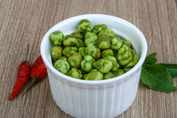Wasabi peas