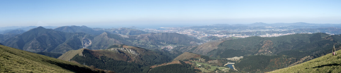 Naklejka premium Bizkaia mountains