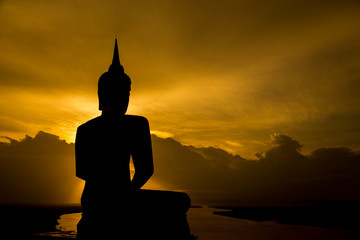 buddha silhouette setting