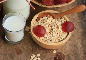 oat flakes with milk