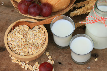 oat flakes with milk