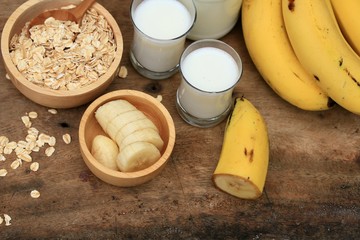 oat flakes with milk