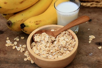 oat flakes with milk