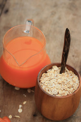 oat flakes with carrot juices