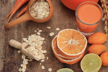 oat flakes with carrot juices