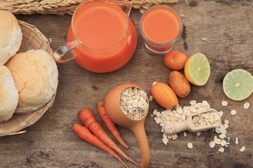 oat flakes with carrot juices