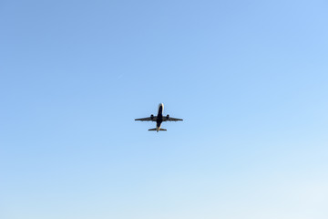 Fototapeta na wymiar Flugzeug