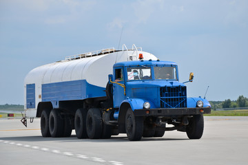 Airport tanker truck