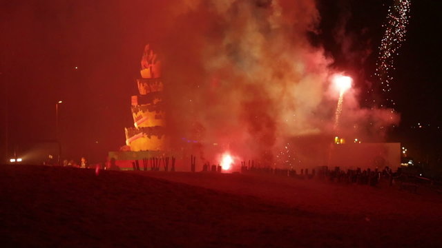 Burning demon (Cremada del Dimoni) on the beach at Badalona
