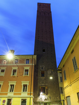 Tower Prendiparte Or Coronata In Bologna