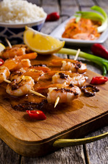 Cooked shrimp on skewers