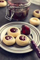 cookies with jam filling