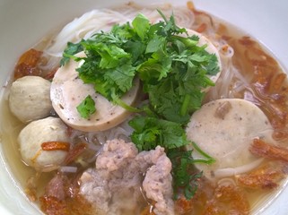  noodle soup with pork