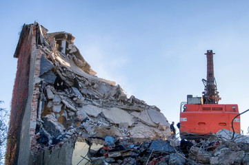 Demolition of buildings in urban
