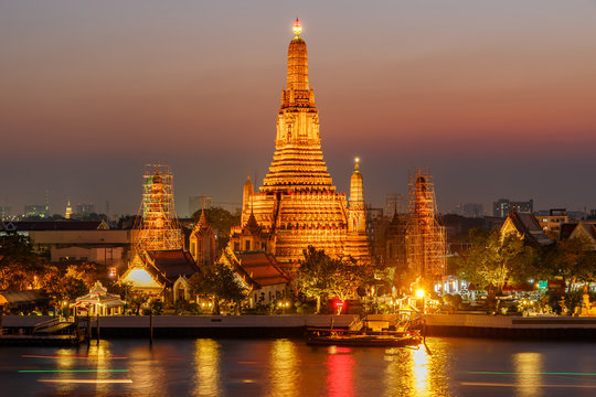 Wat Arun Temple In Twilight Time At Bangkok Thailand