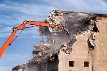 Demolition of buildings in urban