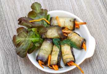 Eggplant rolls with carrot