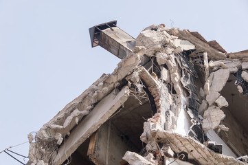 Fototapeta na wymiar Demolition of buildings in urban