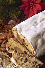 Weihnachtsstollen