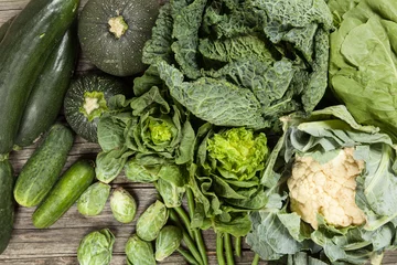 Photo sur Plexiglas Légumes Assortiment de légumes verts