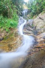 Fototapeta premium Monthathan Waterfall, Chiang Mai, Thailand