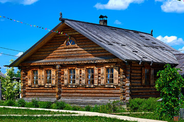 Fototapeta na wymiar Traditional russian house (izba).