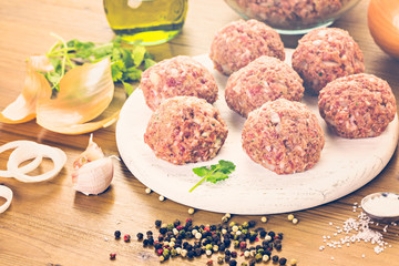 Cooking meatballs