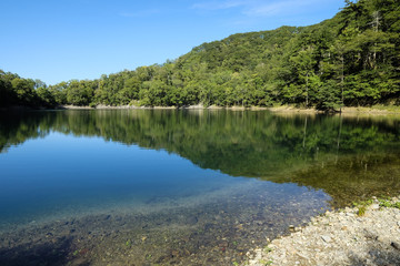 Obraz premium 北海道の秘湖、豊似湖