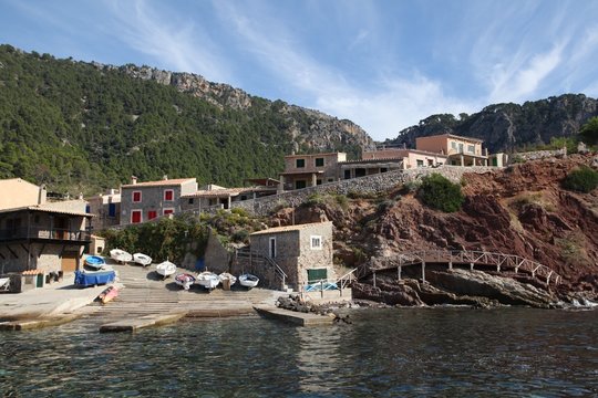 Kleiner vertr&auml;umter Hafen auf Mallorca, Port de Valldemossa