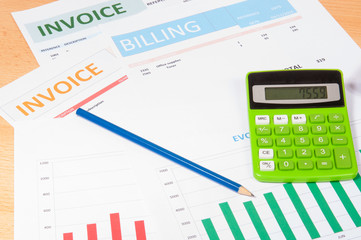 Invoices with calculator