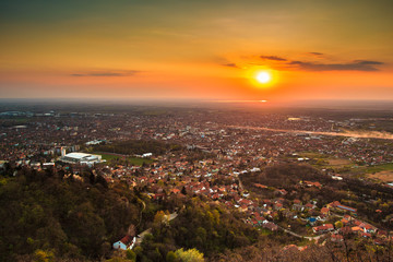 Fototapeta na wymiar Cityscape from hill in Serbia