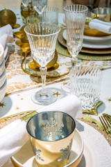 luxury decorated table
