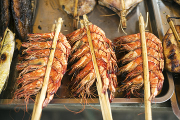 bbq fresh grilled prawns in kep market cambodia