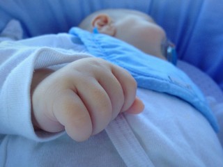 beb&eacute; durmiendo