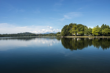 Obraz na płótnie Canvas Overlooking Lake Varese at the place Gavirate_Lago di Varese, Va