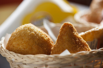 Antipasto arancine
