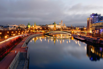 Fototapeta na wymiar Москва осенним утромМосква осенним утром