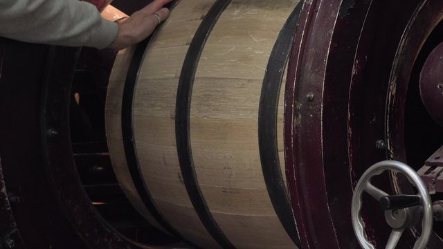 manufacturing wine barrels