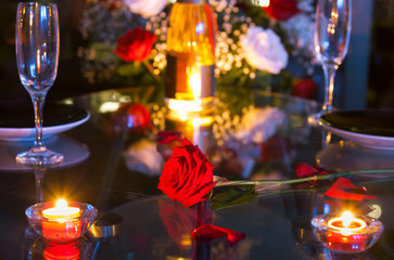 Romantic date setting.
