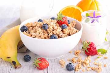 composition with cereal,milk and fruits