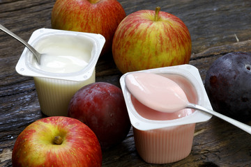 Commercial fruit yoghurt