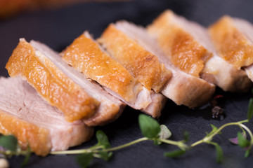 Gebratene Entenbrust in Scheiben