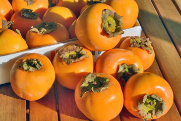 frutta autunnale, cachi