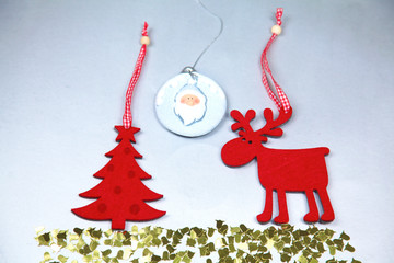 Christmas. Reindeer and Christmas tree isolate on white