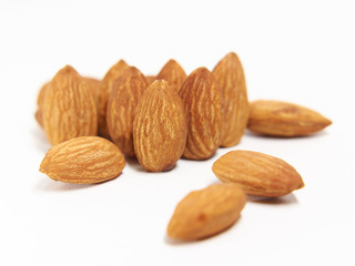 アーモンド