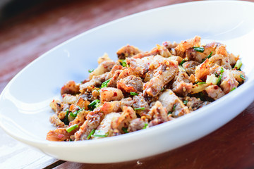 Charcoal boiled pork neck