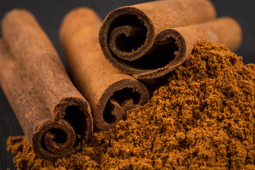 Cinnamon sticks with powder