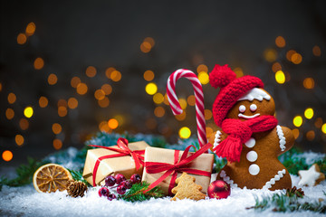 Gingerbread man with Christmas presents