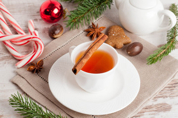 fragrant black tea with cinnamon, gingerbread cookies with spice